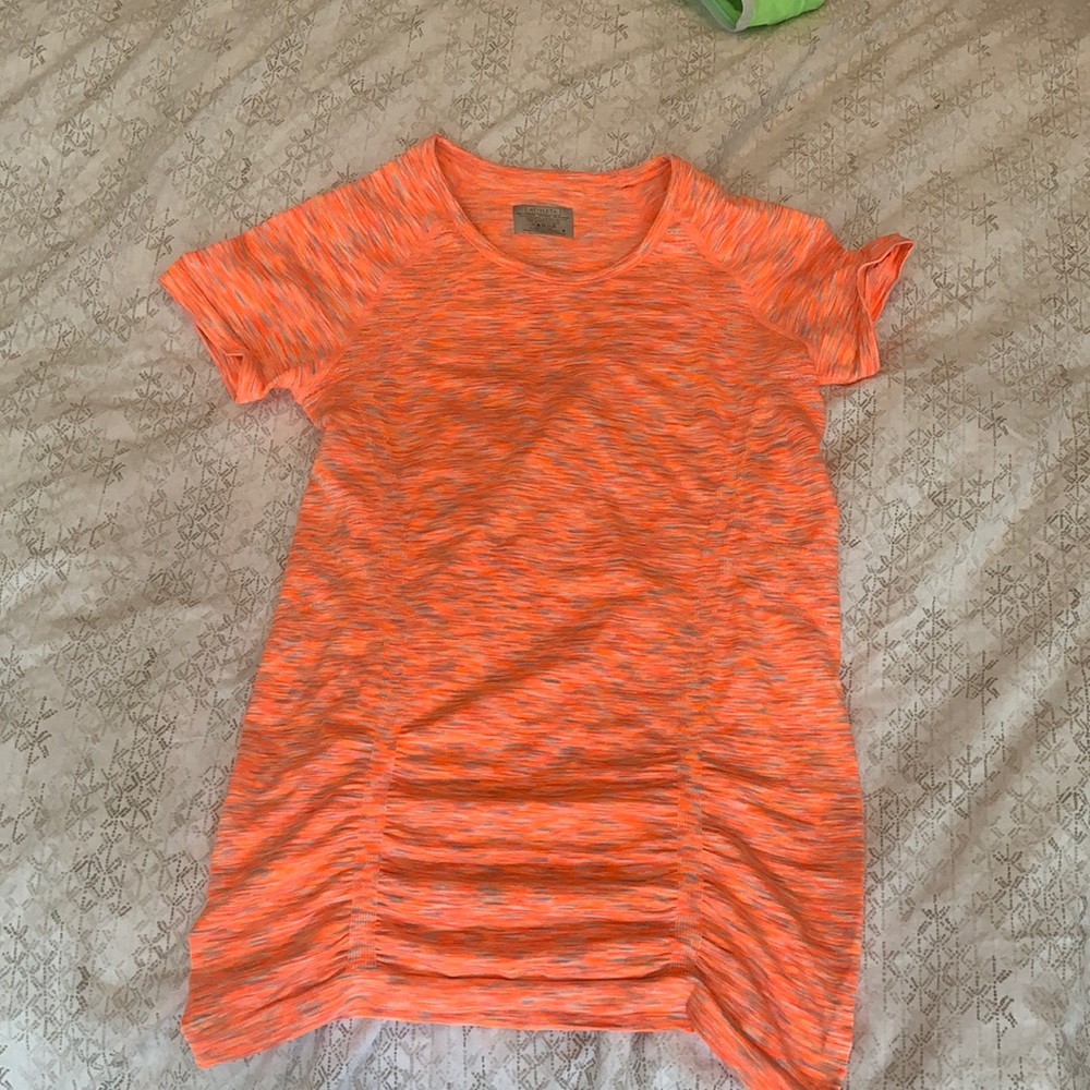 Athleta tech tee